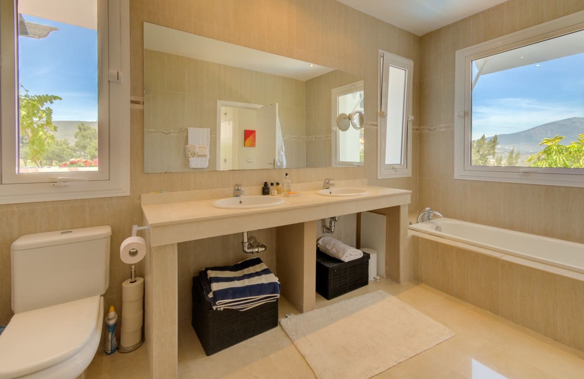 4 camera da letto Villa in vendita in La Cala Golf con piscina garage - 1.650.000 € (Rif: 9289582)