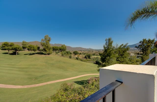 4 soveværelse Villa til salg i La Cala Golf, Mijas med swimmingpool garage - € 1.950.000 (Ref: 9289582)