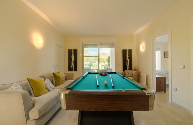 4 soveværelse Villa til salg i La Cala Golf, Mijas med swimmingpool garage - € 1.950.000 (Ref: 9289582)