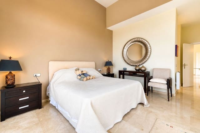 4 slaapkamer Villa te koop in La Cala Golf, Mijas met zwembad garage - € 1.950.000 (Ref: 9289582)