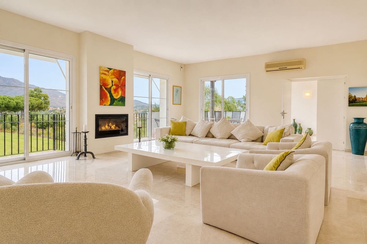 Chalet de 4 habitaciones en La Cala Golf en venta con piscina garaje - 1.950.000 € (Ref: 9289582)