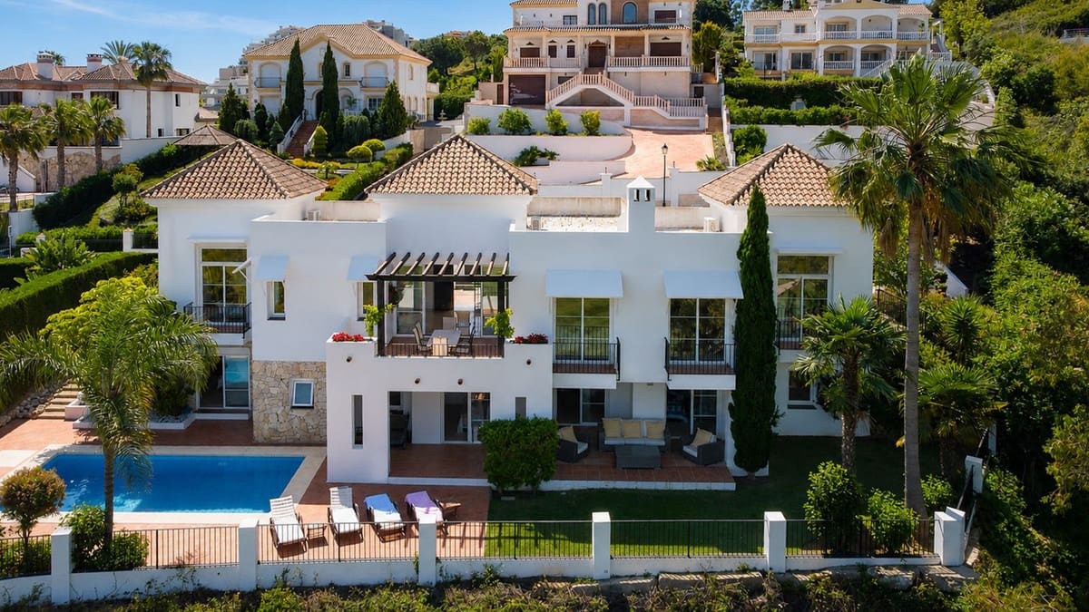 Chalet de 4 habitaciones en La Cala Golf en venta con piscina garaje - 1.950.000 € (Ref: 9289582)