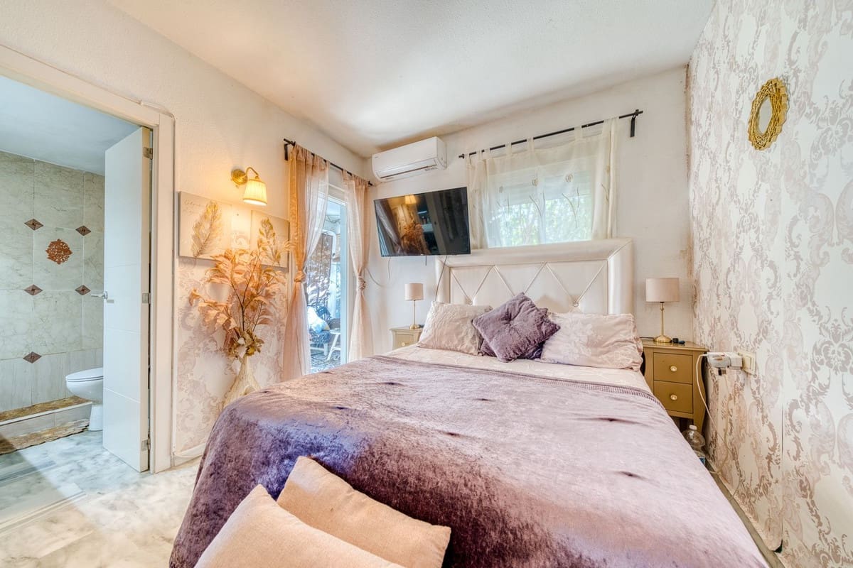 3 sypialnia Dom na sprzedaż w New Golden Mile z basenem garażem - 510 000 € (Ref: 9294714)