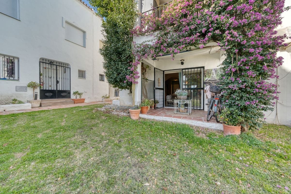 3 bedroom Townhouse for sale in New Golden Mile with pool garage - € 510,000 (Ref: 9294714)