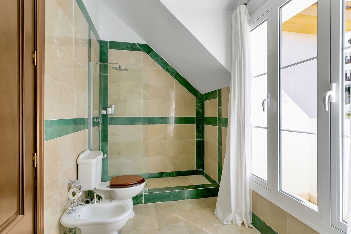 6 sypialnia Willa na sprzedaż w La Cala Golf z basenem garażem - 2 599 000 € (Ref: 9294715)