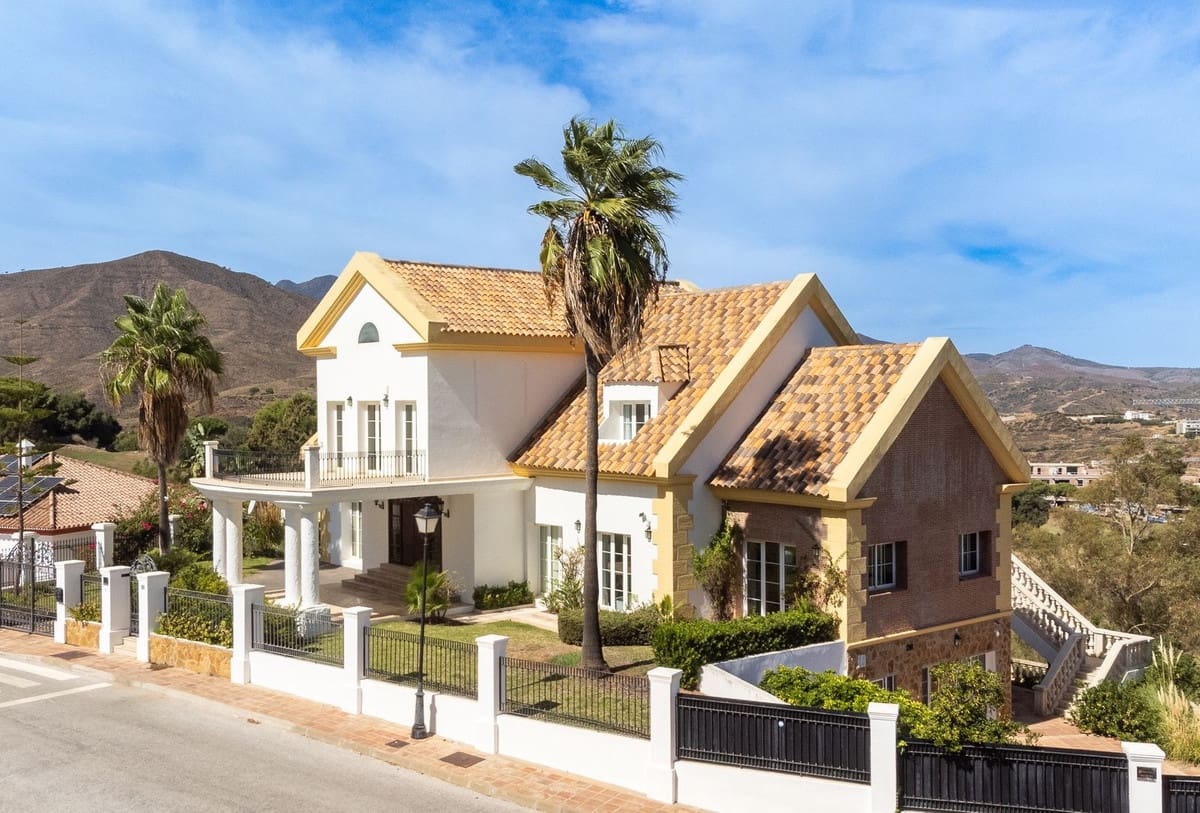 6 sypialnia Willa na sprzedaż w La Cala Golf z basenem garażem - 2 599 000 € (Ref: 9294715)