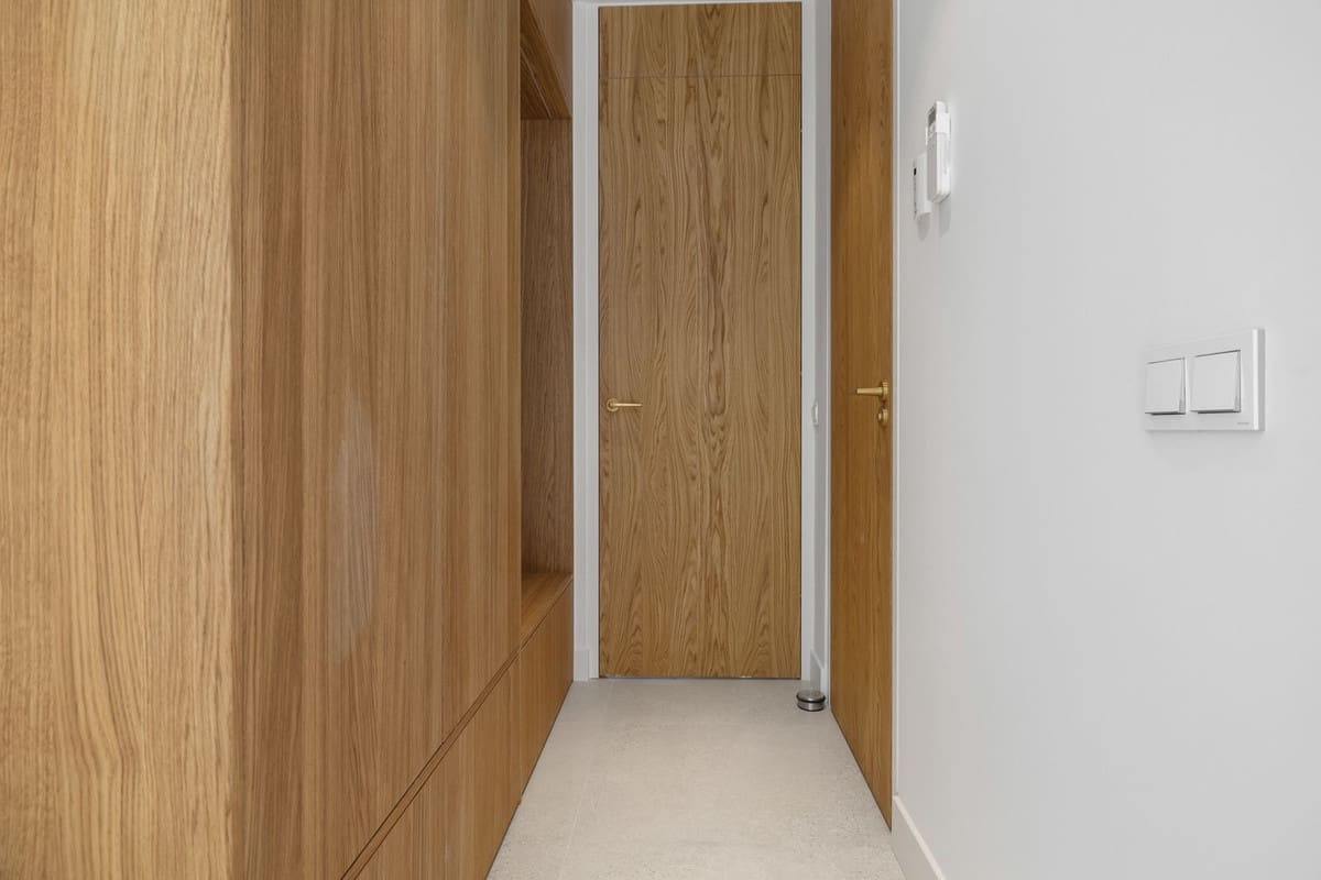 5 bedroom Villa for sale in Estepona with pool garage - € 2,490,000 (Ref: 9294718)