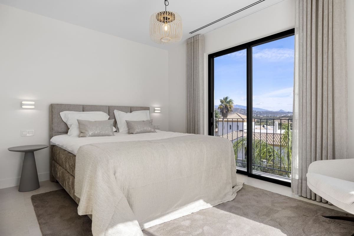 5 chambre Villa/Maison à vendre à Estepona avec piscine garage - 2 490 000 € (Ref: 9294718)