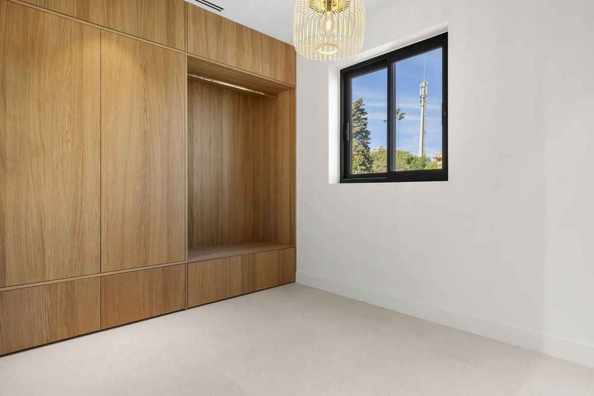 5 chambre Villa/Maison à vendre à Estepona avec piscine garage - 2 490 000 € (Ref: 9294718)