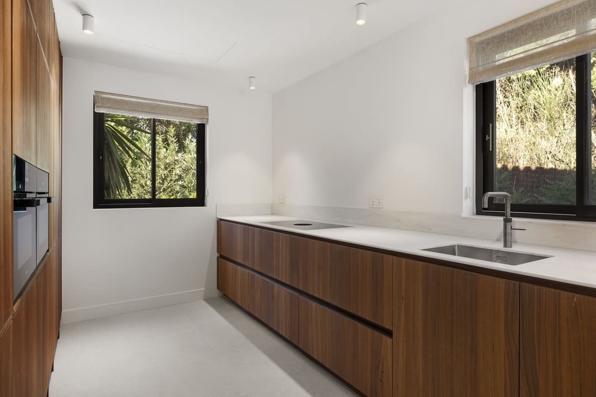 5 chambre Villa/Maison à vendre à Estepona avec piscine garage - 2 490 000 € (Ref: 9294718)