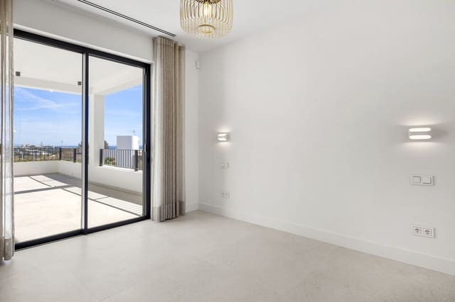 5 sypialnia Willa na sprzedaż w Estepona z basenem garażem - 2 490 000 € (Ref: 9294718)