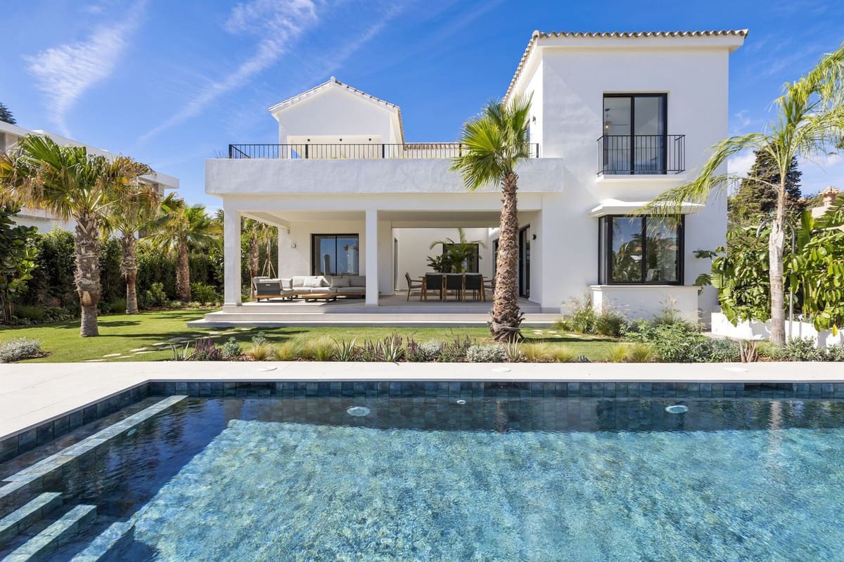 5 chambre Villa/Maison à vendre à Estepona avec piscine garage - 2 490 000 € (Ref: 9294718)