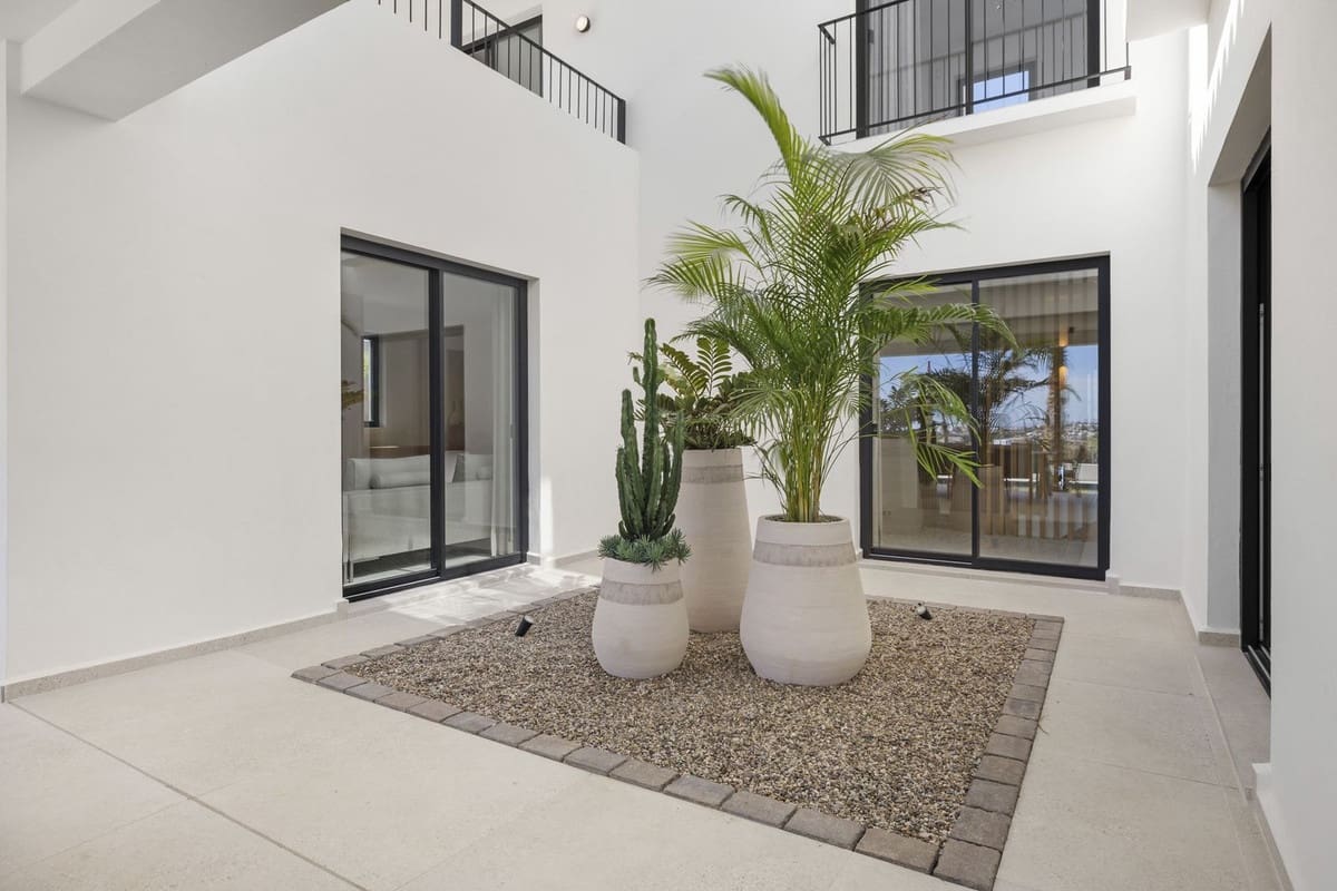 5 chambre Villa/Maison à vendre à Estepona avec piscine garage - 2 490 000 € (Ref: 9294718)