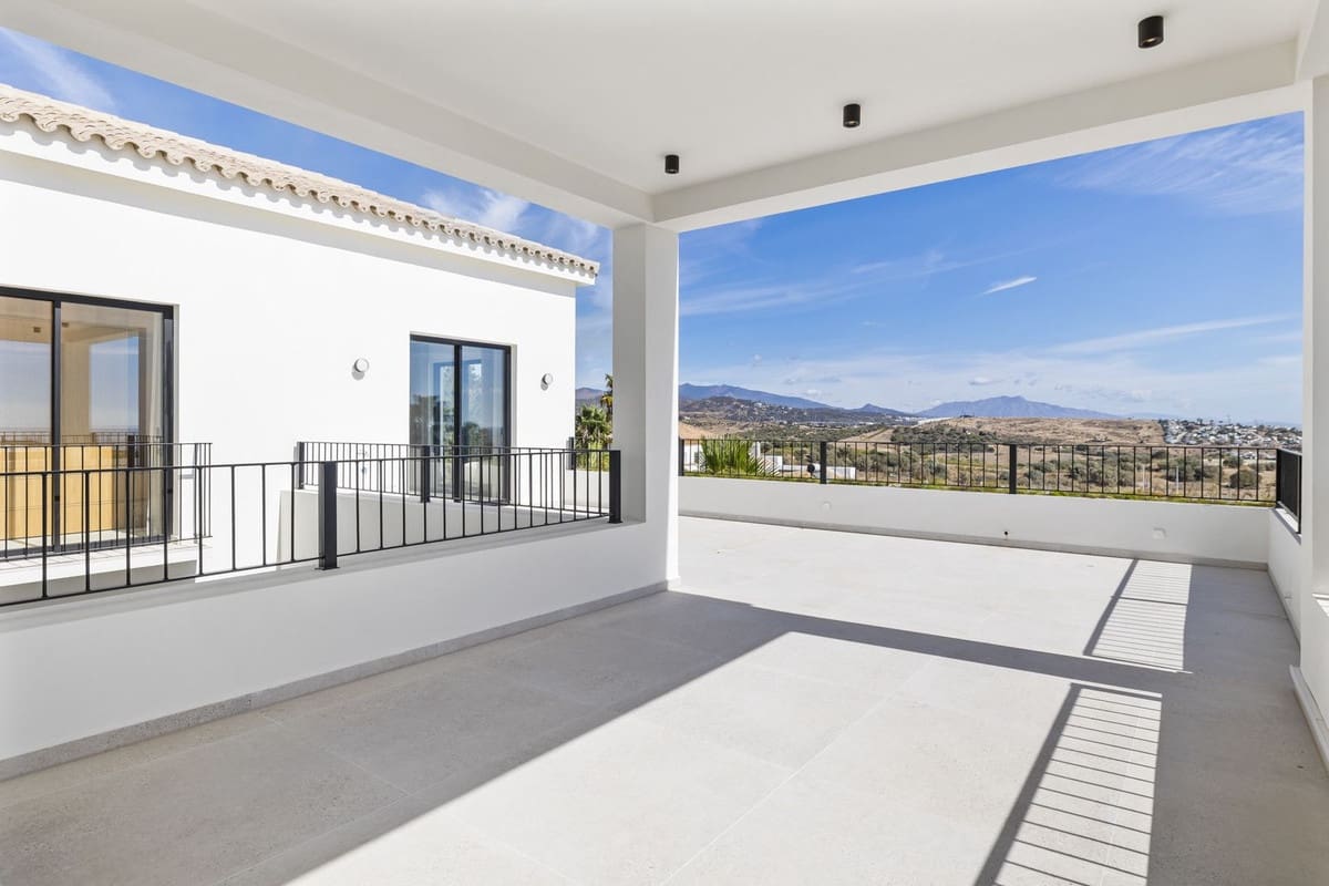 5 chambre Villa/Maison à vendre à Estepona avec piscine garage - 2 490 000 € (Ref: 9294718)