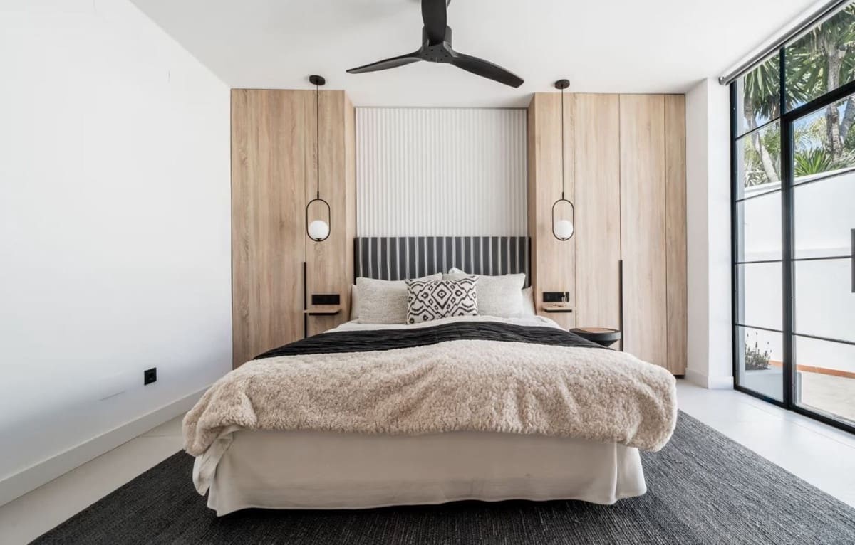 4 soveværelse Villa til salg i El Madronal med swimmingpool garage - € 2.250.000 (Ref: 9294786)