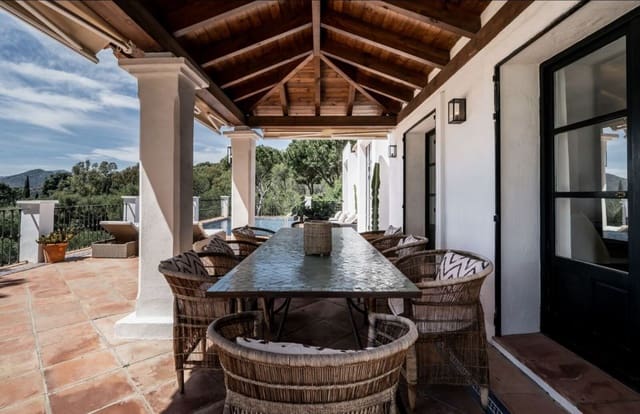 4 Zimmer Villa zu verkaufen in El Madroñal, Benahavís mit Pool Garage - 2.250.000 € (Ref: 9294786)