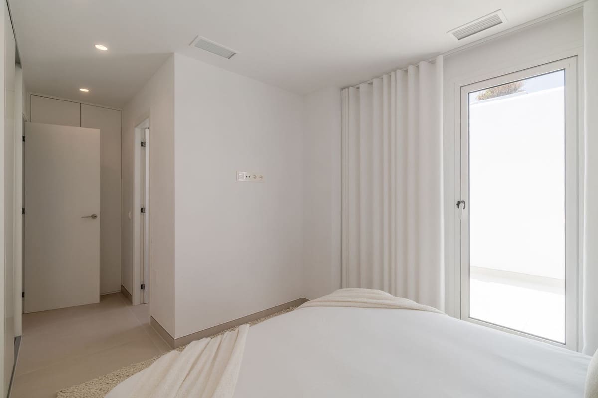 3 soveværelse Lejlighed til salg i San Pedro de Alcantara med swimmingpool garage - € 1.695.000 (Ref: 9297389)