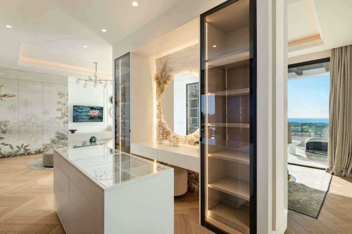 7 sypialnia Willa na sprzedaż w Benahavis z basenem garażem - 9 600 000 € (Ref: 9301888)