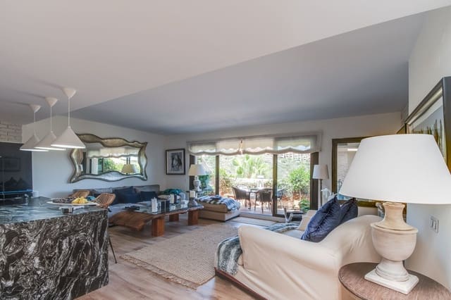 2 soveværelse Penthouse til salg i La Duquesa / Puerto de la Duquesa, Manilva med swimmingpool garage - € 399.000 (Ref: 9302011)