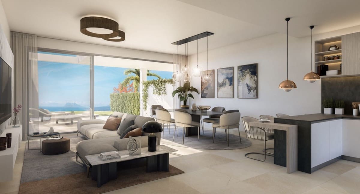 3 soverom Hus til salgs i La Duquesa / Puerto de la Duquesa med svømmebasseng garasje - € 638 000 (Ref: 9305337)