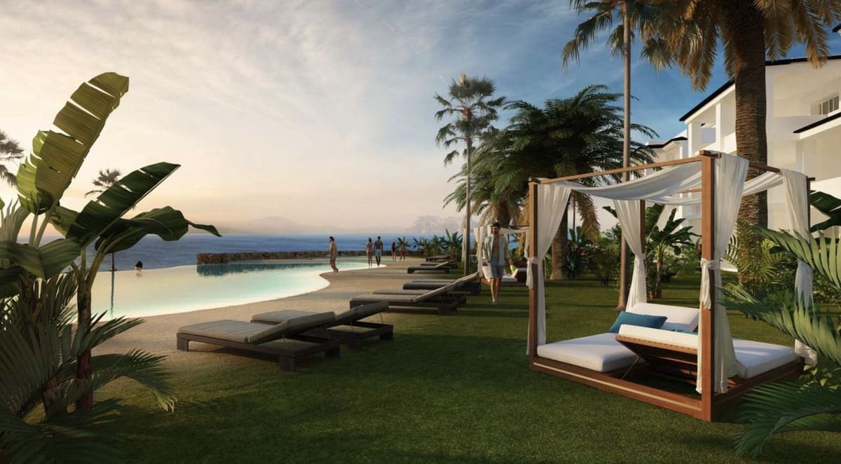 Apartamento de 2 habitaciones en Estepona en alquiler con piscina garaje - 3.500 € (Ref: 9309085)