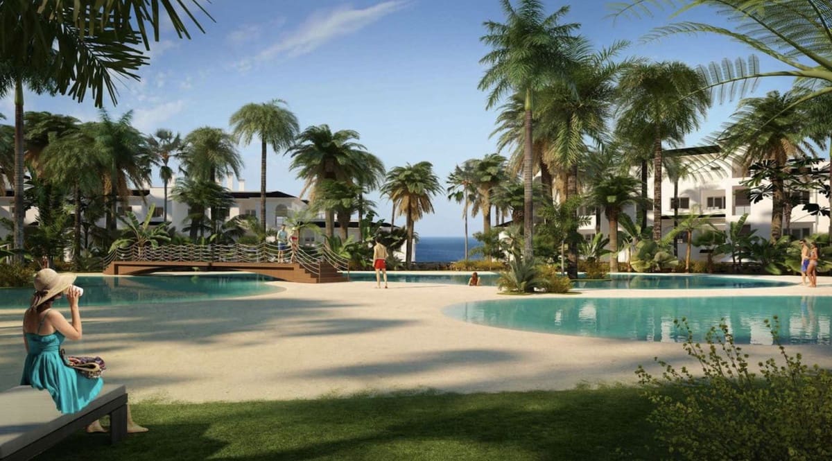 Apartamento de 2 habitaciones en Estepona en alquiler con piscina garaje - 3.500 € (Ref: 9309085)