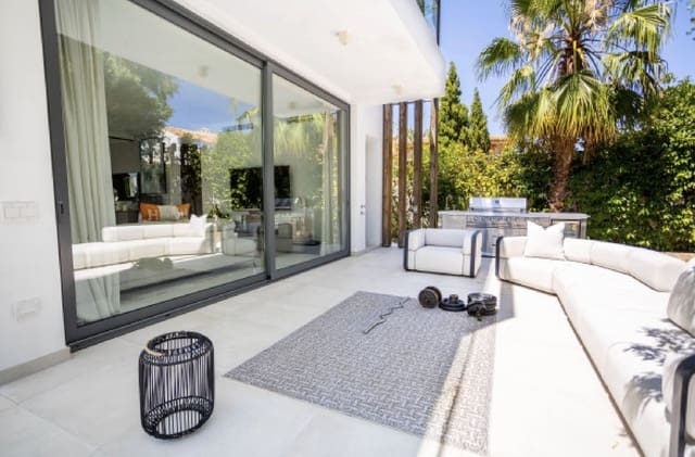 4 soverom Villa til salgs i Benahavís med svømmebasseng garasje - € 1 699 000 (Ref: 9309393)