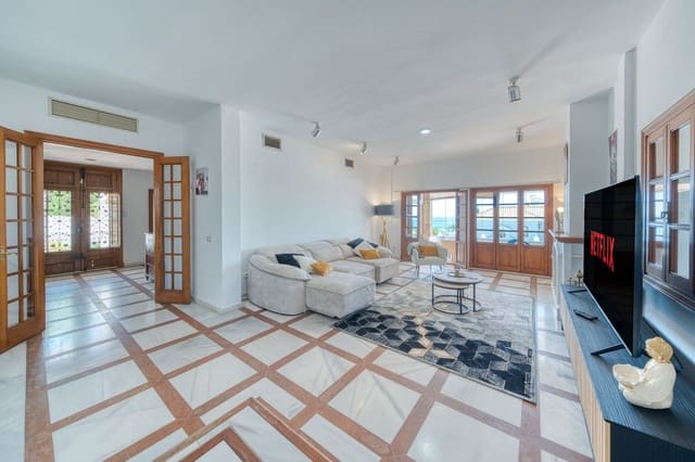 5 soverom Villa til salgs i Seghers, Estepona med svømmebasseng garasje - € 1 950 000 (Ref: 9311608)