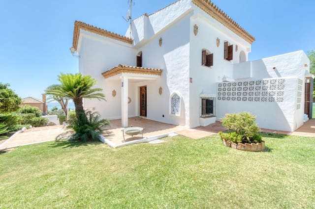 5 soverom Villa til salgs i Seghers, Estepona med svømmebasseng garasje - € 1 950 000 (Ref: 9311608)
