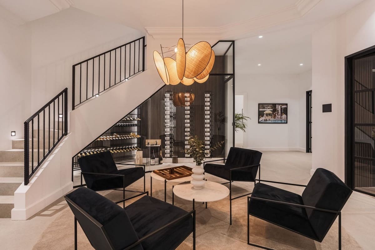 Chalet de 8 habitaciones en Benahavís en venta con piscina garaje - 6.995.000 € (Ref: 9311610)