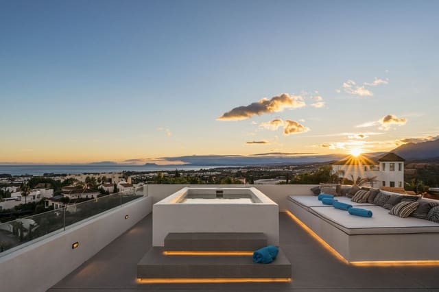 Chalet de 8 habitaciones en Benahavís en venta con piscina garaje - 6.995.000 € (Ref: 9311610)