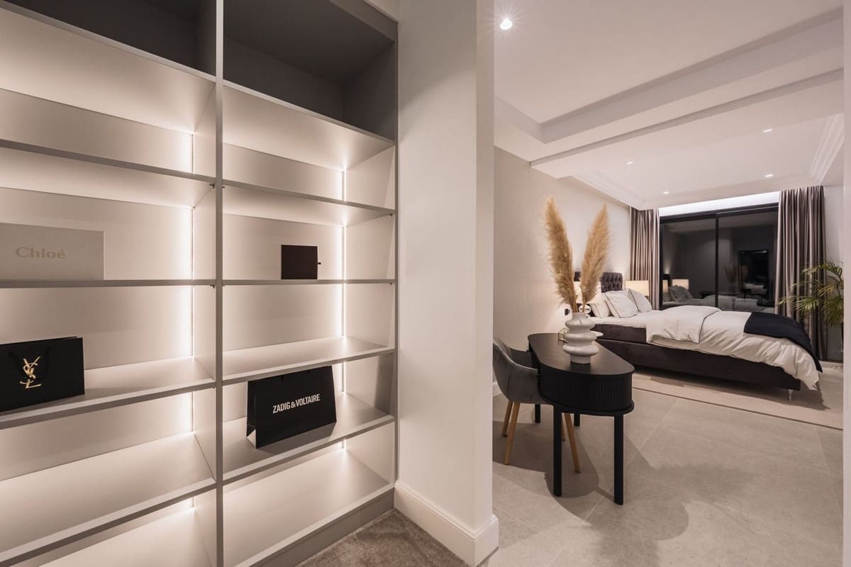 Chalet de 8 habitaciones en Benahavís en venta con piscina garaje - 6.995.000 € (Ref: 9311610)