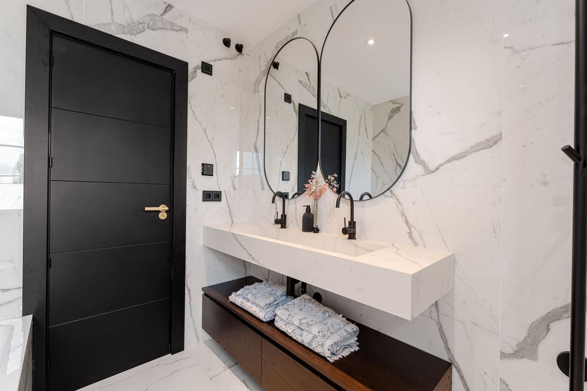 6 quarto Moradia para venda em Estepona com piscina garagem - 2 895 000 € (Ref: 9311980)