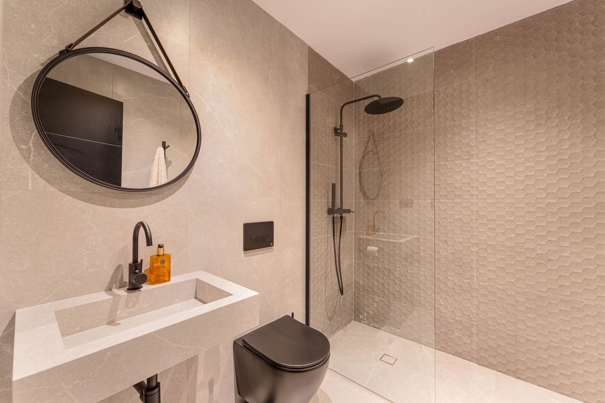 6 quarto Moradia para venda em Estepona com piscina garagem - 2 895 000 € (Ref: 9311980)