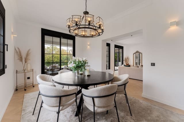 6 chambre Villa/Maison à vendre à Estepona avec piscine garage - 2 895 000 € (Ref: 9311980)