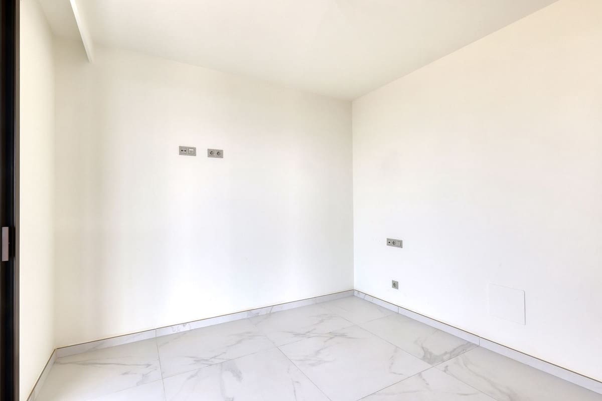 3 sovrum Lägenhet till salu i Fuengirola med pool garage - 949 000 € (Ref: 9311981)