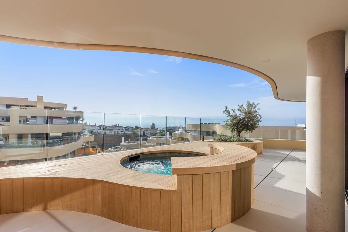 3 sovrum Lägenhet till salu i Fuengirola med pool garage - 949 000 € (Ref: 9311981)