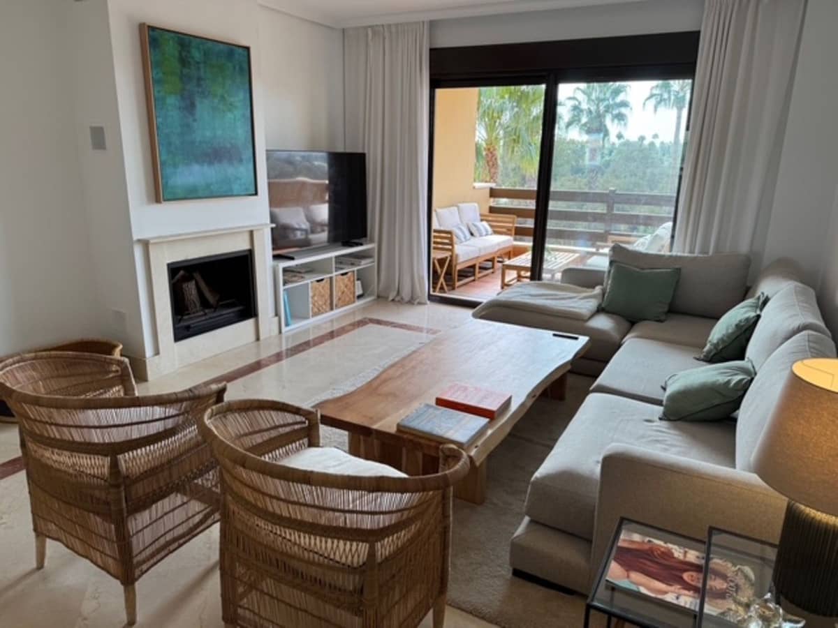 3 soverom Leilighet til salgs i Sotogrande med svømmebasseng garasje - € 520 000 (Ref: 9328651)