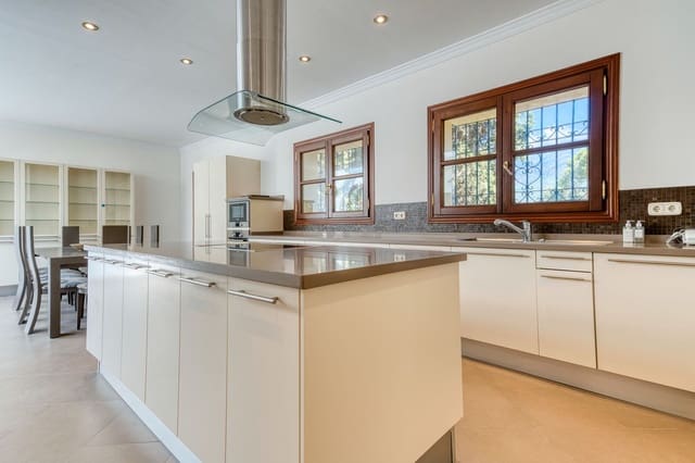 6 soveværelse Villa til leje i La Zagaleta, Benahavís med swimmingpool garage - € 18.000 (Ref: 9329683)