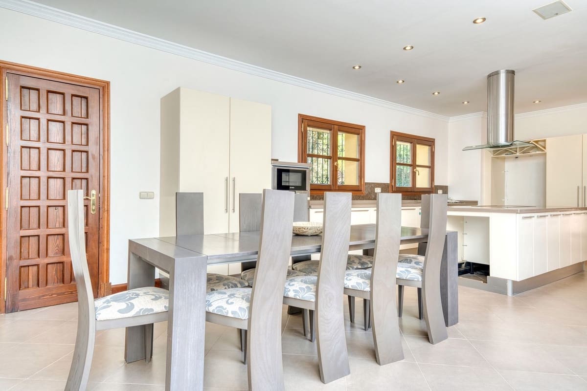 6 soveværelse Villa til leje i La Zagaleta med swimmingpool garage - € 18.000 (Ref: 9329683)