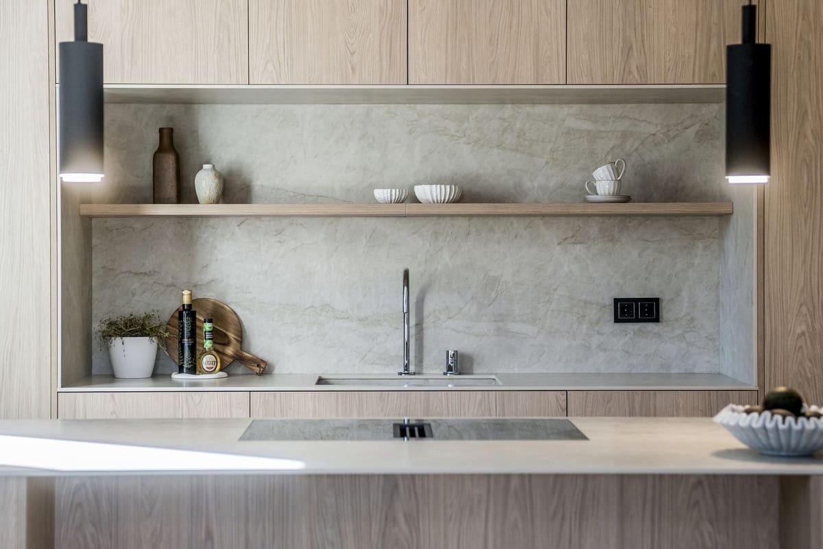 3 bedroom Apartment for sale in Golden Mile with garage - € 2,095,000 (Ref: 9332678)