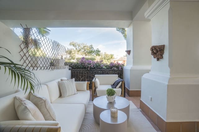 Apartamento de 3 habitaciones en Golden Mile, Marbella en venta con garaje - 2.095.000 € (Ref: 9332678)