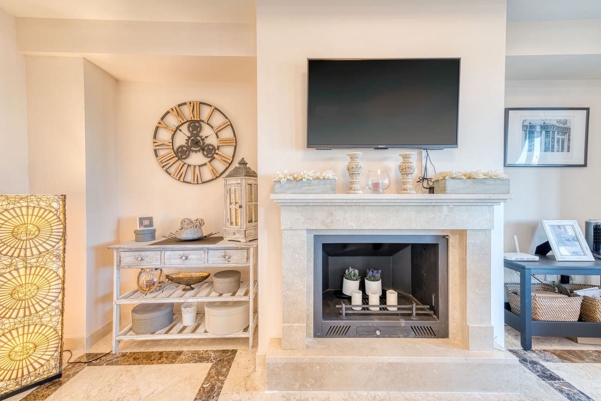 Casa de 3 habitaciones en Estepona en venta con piscina garaje - 479.000 € (Ref: 9337217)