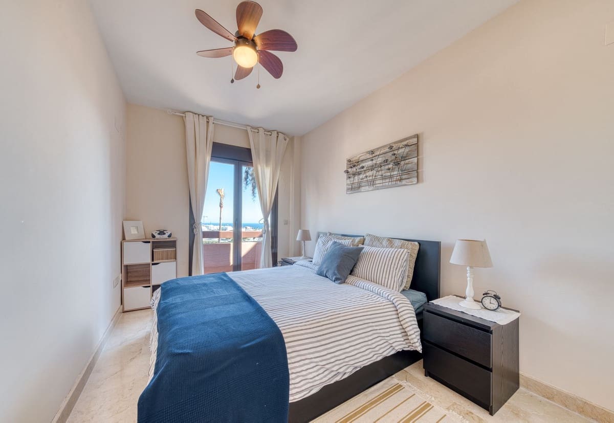 3 soverom Hus til salgs i Estepona med svømmebasseng garasje - € 479 000 (Ref: 9337217)