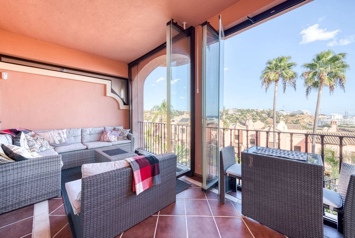 3 soverom Hus til salgs i Estepona med svømmebasseng garasje - € 479 000 (Ref: 9337217)