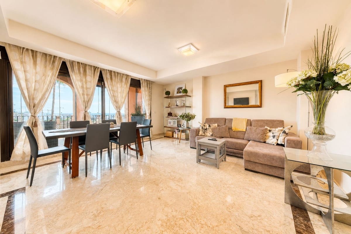 3 slaapkamer Huis te koop in Estepona met zwembad garage - € 489.000 (Ref: 9337217)