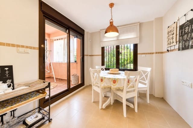 3 bedroom Townhouse for sale in Estepona with pool garage - € 489,000 (Ref: 9337217)