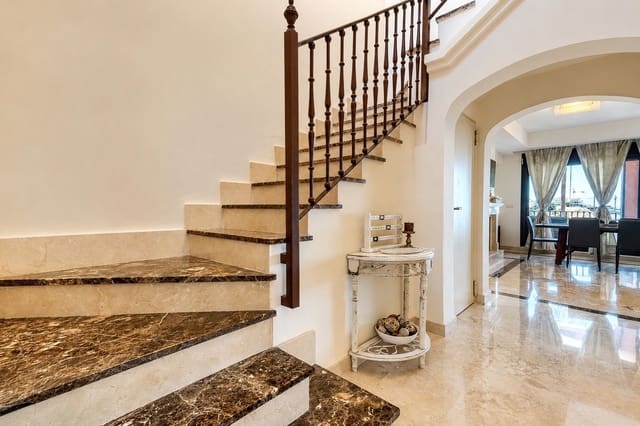3 bedroom Townhouse for sale in Estepona with pool garage - € 489,000 (Ref: 9337217)