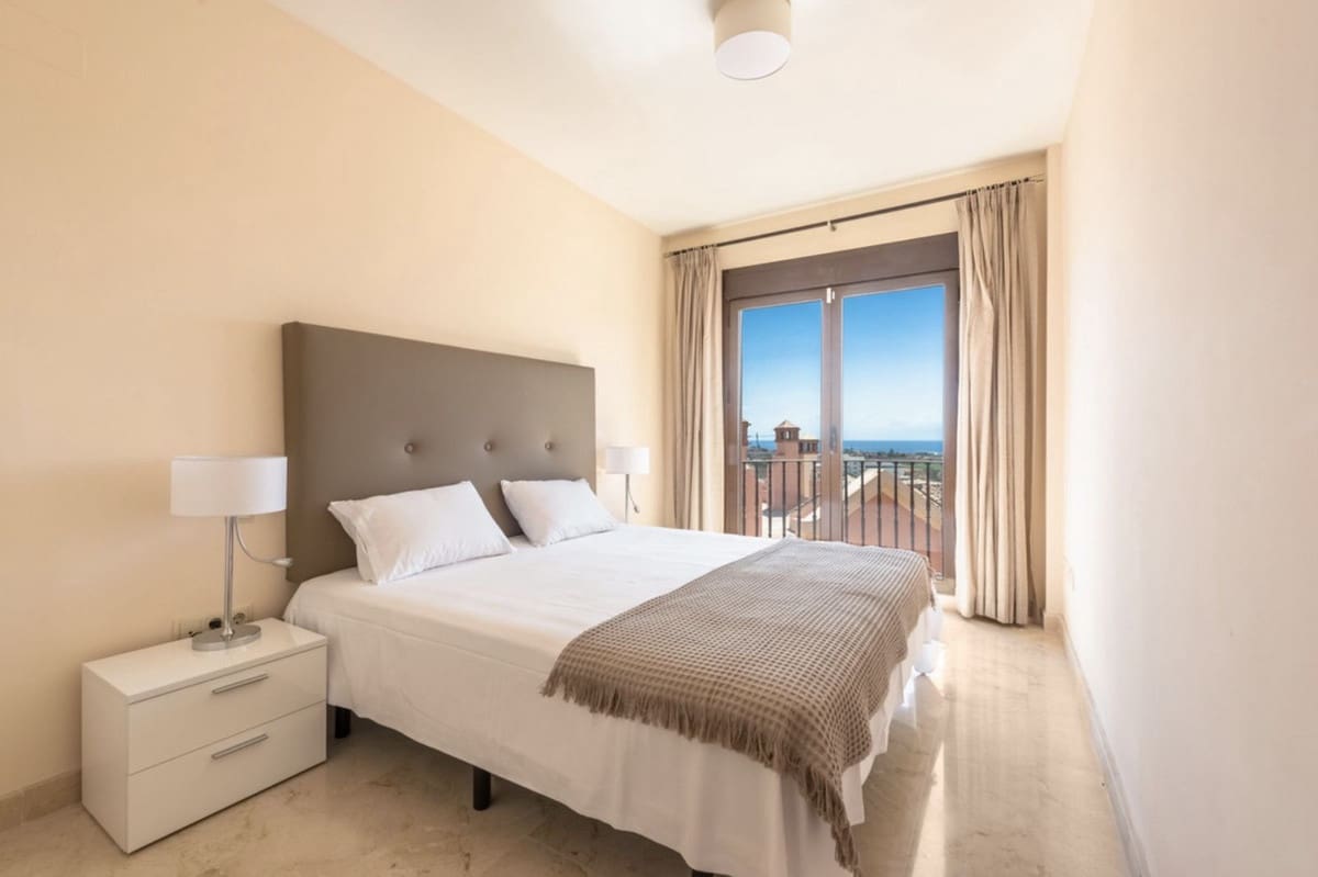3 bedroom Townhouse for sale in Estepona with pool garage - € 495,000 (Ref: 9338752)