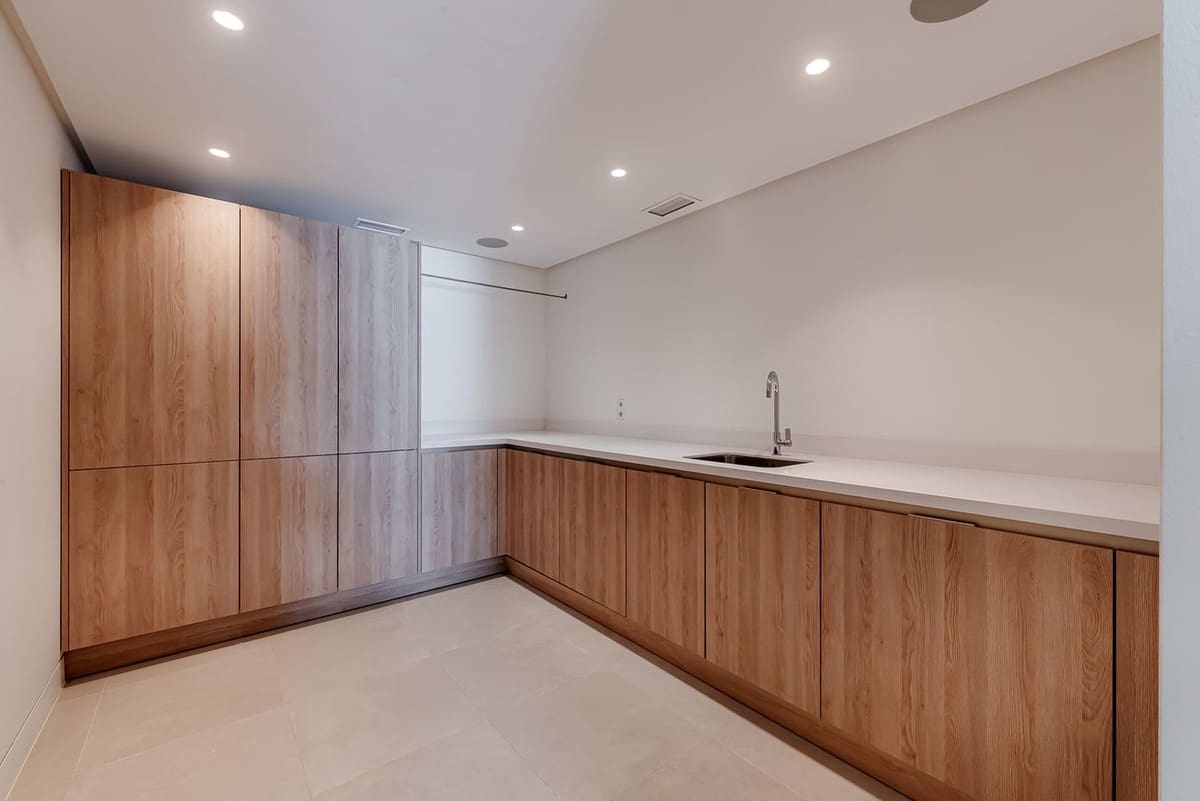 4 Zimmer Villa zu verkaufen in Nueva Andalucia mit Pool Garage - 3.900.000 € (Ref: 9344003)